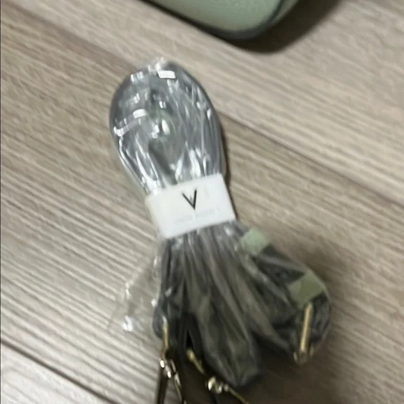 Mint Green Vanessa Williams Women's Bag - Picture 5 of 8